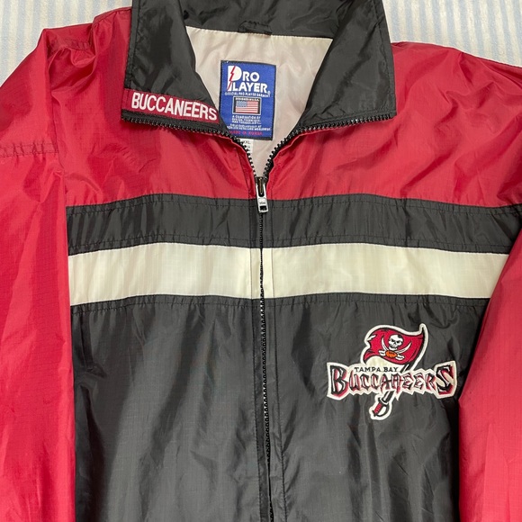 Vintage Pro Player Tampa Bay Buccaneers NFL football windbreaker jacket - Picture 3 of 11